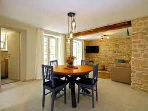 Wonderful holiday home with barbeque & terrace - Image 5