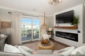 Agréable villa adaptée aux familles avec piscine chauffée et internet haut débit | Vue mer | À côté de la plage - Image 2