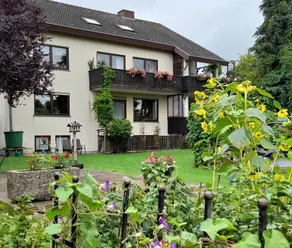 Appartamento totalmente attrezzato con barbecue, terrazza e giardino | Vista sul giardino | Ideale per il telelavoro - Image 3
