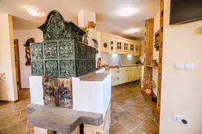 Apartment with terrace, garden & BBQ | Mountain view - Image 5
