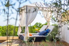 Fully equipped villa with terrace, pool & BBQ | Dogs allowed - Image 3