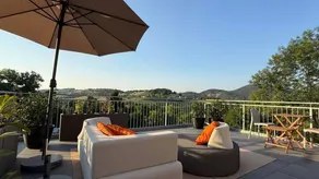 Children-friendly apartment with terrace - Image 3
