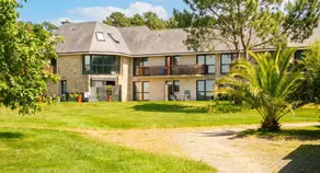 House with terrace & garden | Garden view | Dogs allowed - Image 3