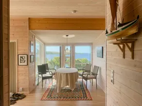 Modern cabin with sea view on Andøya, Vesterålen - Image 4