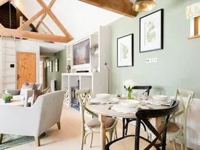 Cottage with garden & barbecue | River view - Image 5