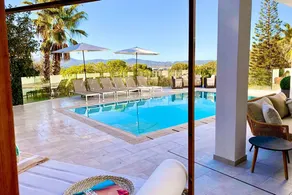 Villa avec terrasse, piscine et jardin | Vue panoramique - Image 4