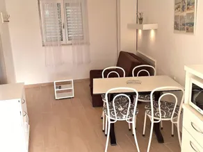 Flat | Close to the beach - Image 3