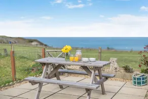 Family-oriented lovely house with garden | Pets are welcome - Image 3