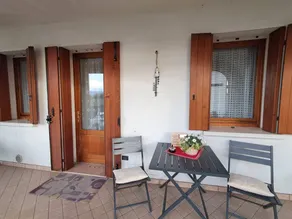 Holiday home with garden & terrace - Image 2