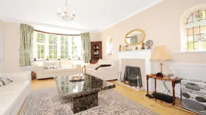 Bedroom-Luxury house, London suburb (Room) - Image 3