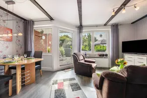 Apartment 'Vinnenhus' with Private Terrace and Wi-Fi - Image 2