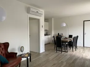 Apartment with garden | City view - Image 3