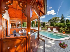 House with garden, private pool & BBQ - Image 2