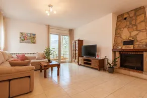 House with garden, BBQ & terrace | Mountain view - Image 5