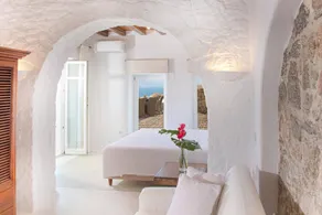 Apartment with pool | City view | Good for workation - Image 4