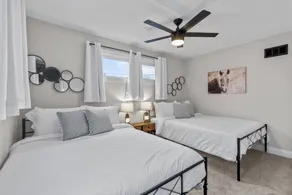 Fully Stocked 4BR Bungalow Near Tower Grove Park & The Grove Free Parking - Image 3