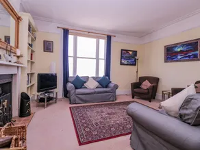 Cottage with terrace & garden | Beach view - Image 3