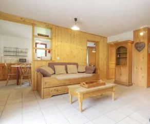 Gite with BBQ & garden - Image 2