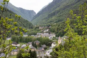 Charmante maison de vacances avec jardin et terrasse | Vue ville - Image 5