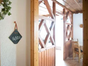 Child-friendly flat with sauna, heated pool & barbecue | Panoramic view - Image 5