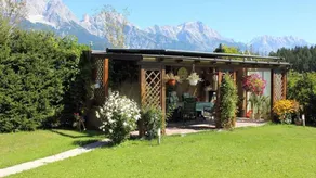 Child-friendly beautiful holiday apartment with barbecue, pool & garden - Image 3