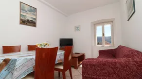 Holiday apartment with BBQ, garden & terrace | Sea view | Pets allowed - Image 3