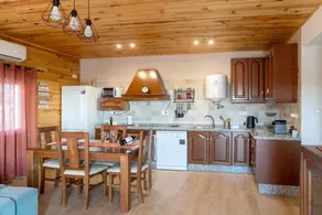Fully equipped holiday home with barbecue, garden & pool | Dogs allowed - Image 4