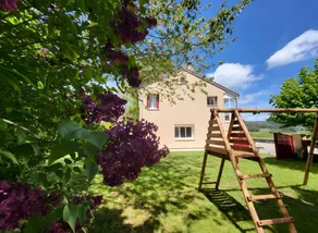 Ferienhaus mit Garten, Terrasse und Grill | Bergblick - Image 2