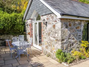 Fully equipped cottage with garden - Image 5