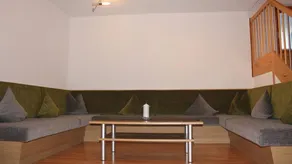 Maison avec jardin, barbecue et terrasse - Image 4