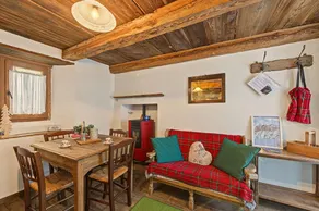 House with garden | Mountain view - Image 3