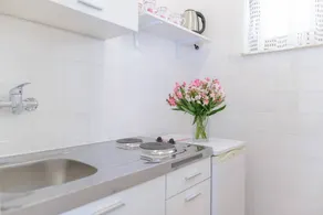 Apartment with barbecue | Garden view - Image 4