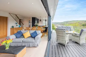 Children-friendly beautiful cottage with garden & hot tub | Beach view | Beach nearby | Pet-friendly - Image 5