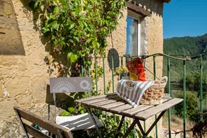 Maison de vacances avec terrasse, barbecue et jardin | Vue montagne - Image 2