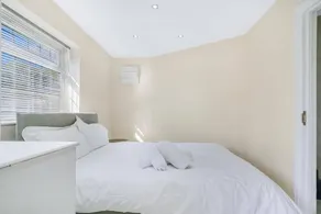 Holiday home with garden - Image 2