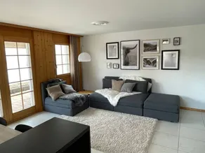 Apartment with terrace - Image 2