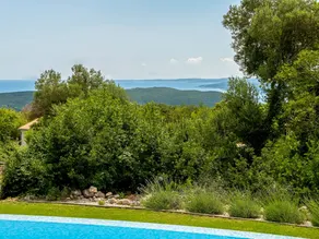 Fully equipped pleasant holiday home with terrace, garden & private pool - Image 5