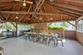 Ferienhaus mit Terrasse, Garten und Whirlpool - Image 3