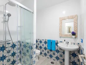 Beautiful private room with terrace | Beach nearby - Image 5