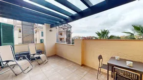 Flat with pool, terrace & garden - Image 3