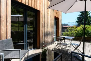 Holiday Home “Flora Gîte” with Private Terrace, Garden & Wi-Fi - Image 2