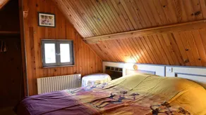 Holiday home with BBQ, terrace & garden - Image 5