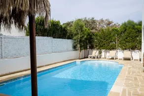 Familienfreundliche Villa mit Garten, privatem Pool und Terrasse | Meerblick - Image 2