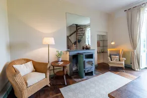 Charmante maison de vacances adaptée aux familles avec barbecue, piscine et internet haut débit | Vue jardin | Adaptée au travail à distance | Avec animaux bienvenus - Image 5