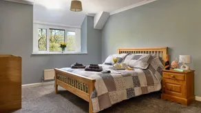 Holiday home with terrace, barbeque & garden - Image 4