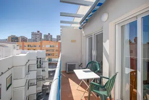 Holiday apartment with garden & terrace | City view - Image 2