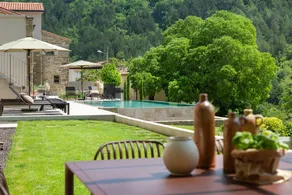 Villa mit Pool, Terrasse und Grill - Image 3