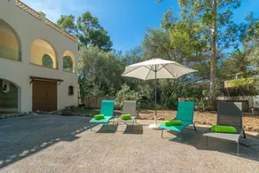 Chalet with terrace, garden & BBQ - Image 2