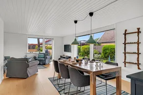 House with terrace & barbeque - Image 3