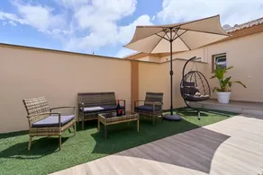 Wonderful holiday home with terrace, barbeque & garden | Sea view - Image 2
